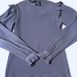 Vintage Regina Porter Lavender Pleated Blouse — Ruffle Neck (Size 6)